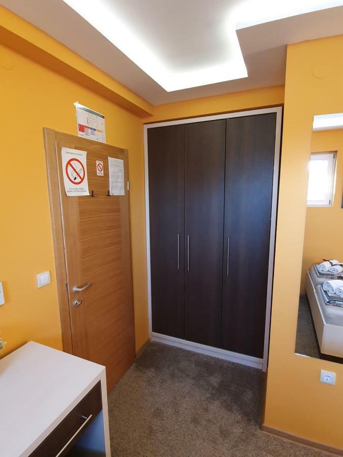 Oldbrick Pub Hotel Сомбор Екстериор снимка