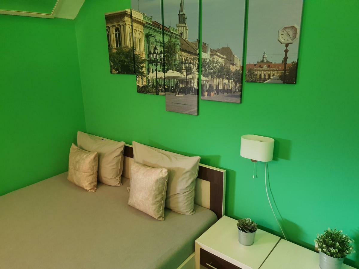 Oldbrick Pub Hotel Сомбор Екстериор снимка